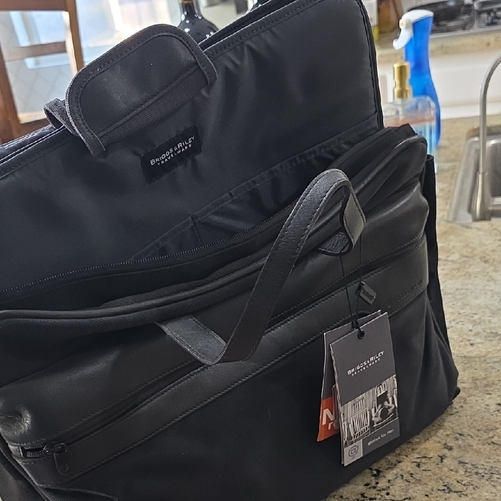 Briggs & Riley Black Men's Briefcase - Picture 6 of 8